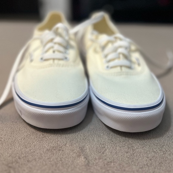 Authentic Vans Shoes Off White / Cream Colour Men’s / Women’s Size 7.5 M / 9 W - Picture 8 of 15